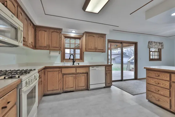 $625,000 | 632 157th Avenue Northeast, Ham Lake, MN 55304