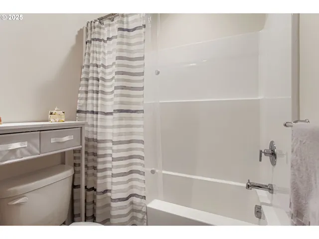 $392,500 | 3659 Southwest 209th Avenue, Hillsboro, OR 97123