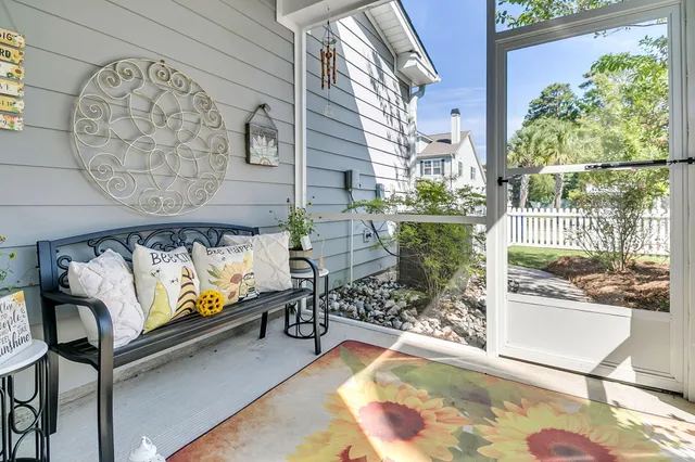 $719,000 | 2666 Park W Boulevard, Mount Pleasant, SC 29466