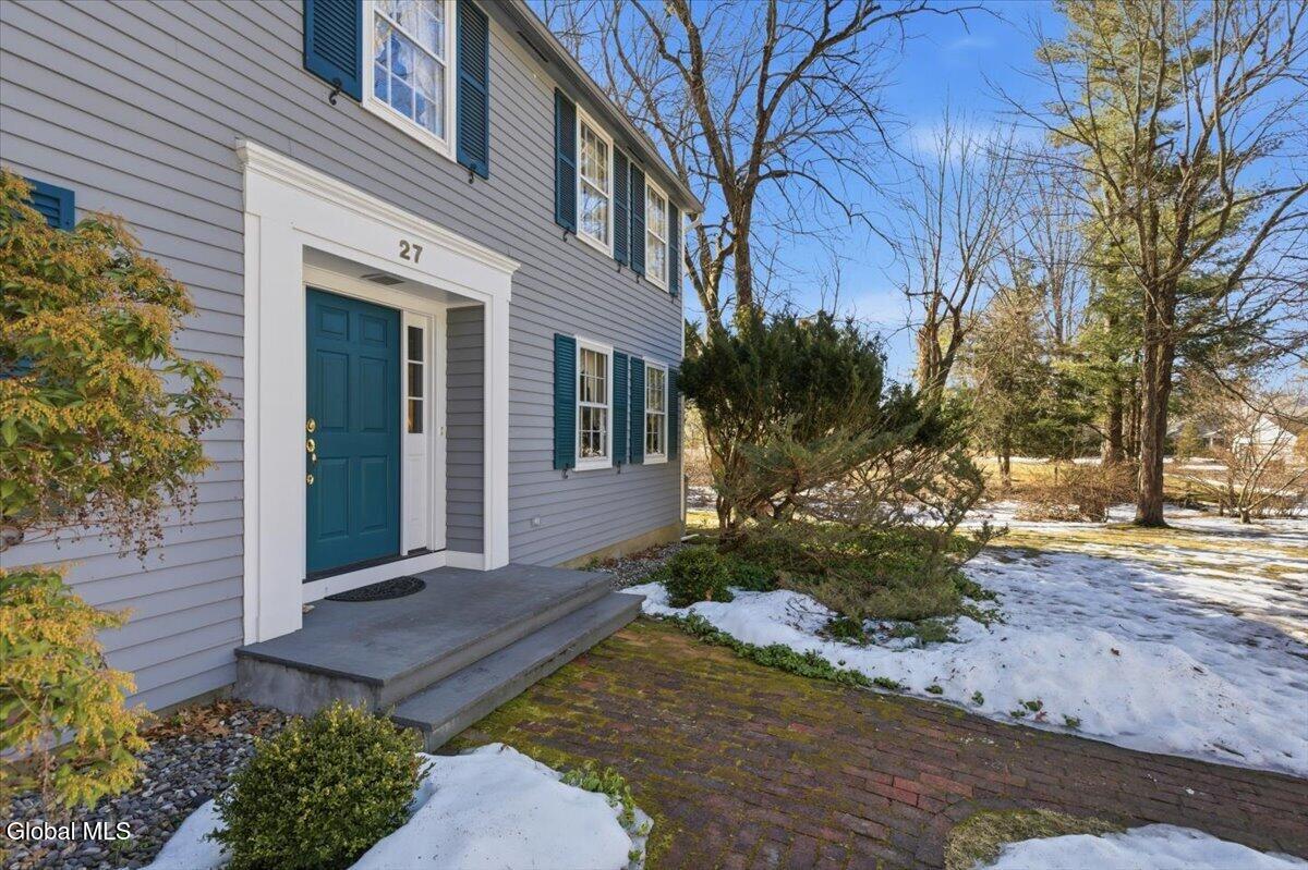 27 Wexford Road Bethlehem, NY 12054 - Photo 2 of 79 12-005_MW2_4110