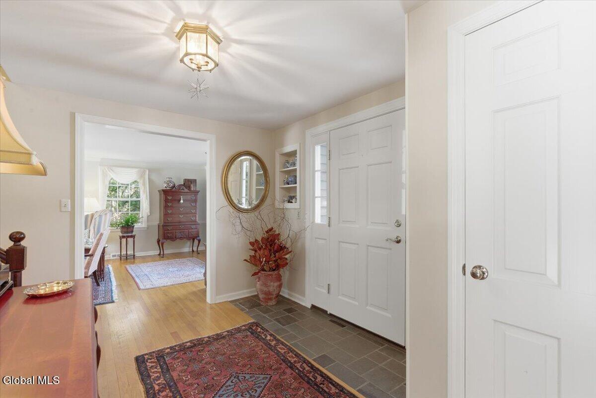 27 Wexford Road Bethlehem, NY 12054 - Photo 3 of 79 13-006_MW2_3990