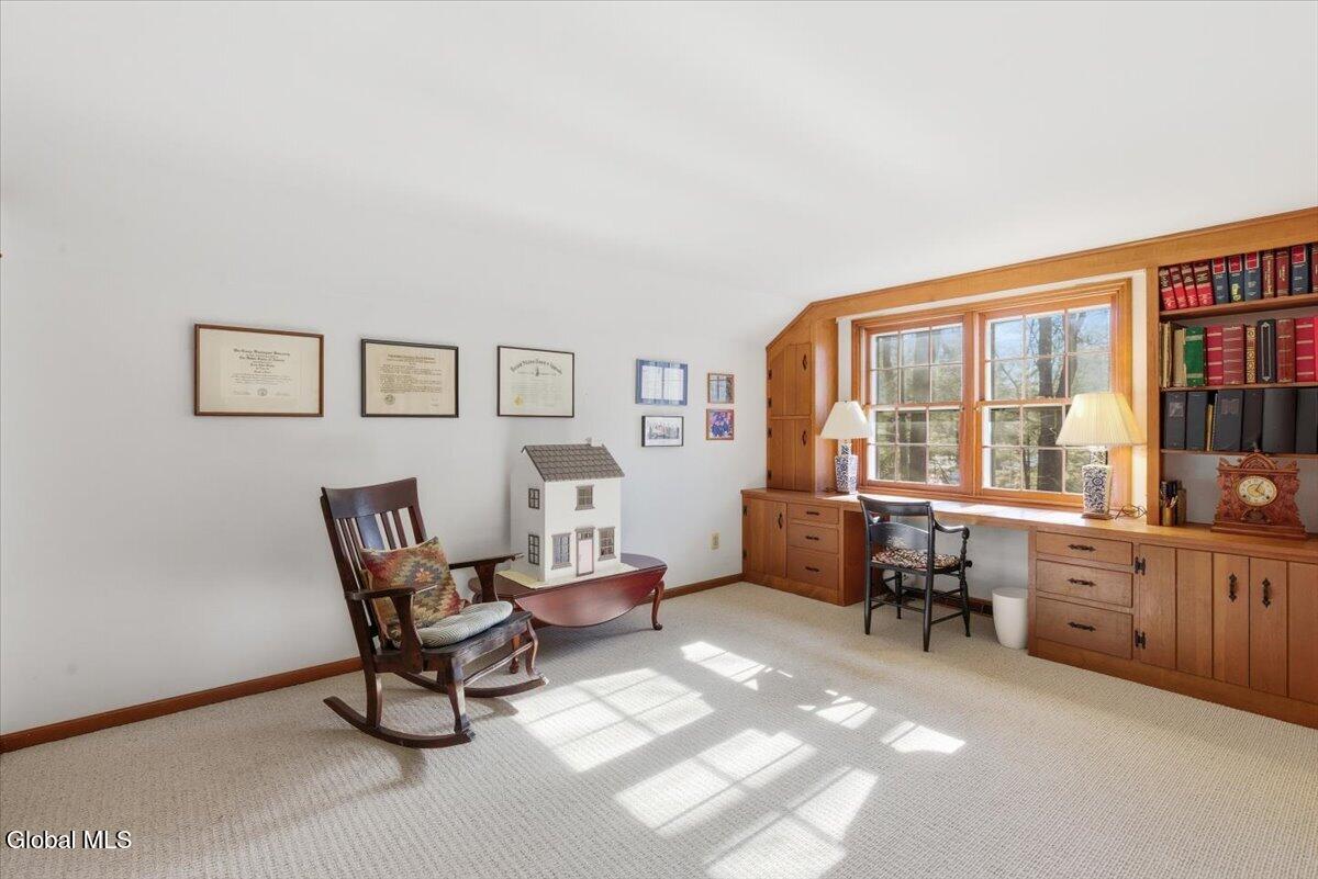 27 Wexford Road Bethlehem, NY 12054 - Photo 38 of 79 43-038_MW2_3945
