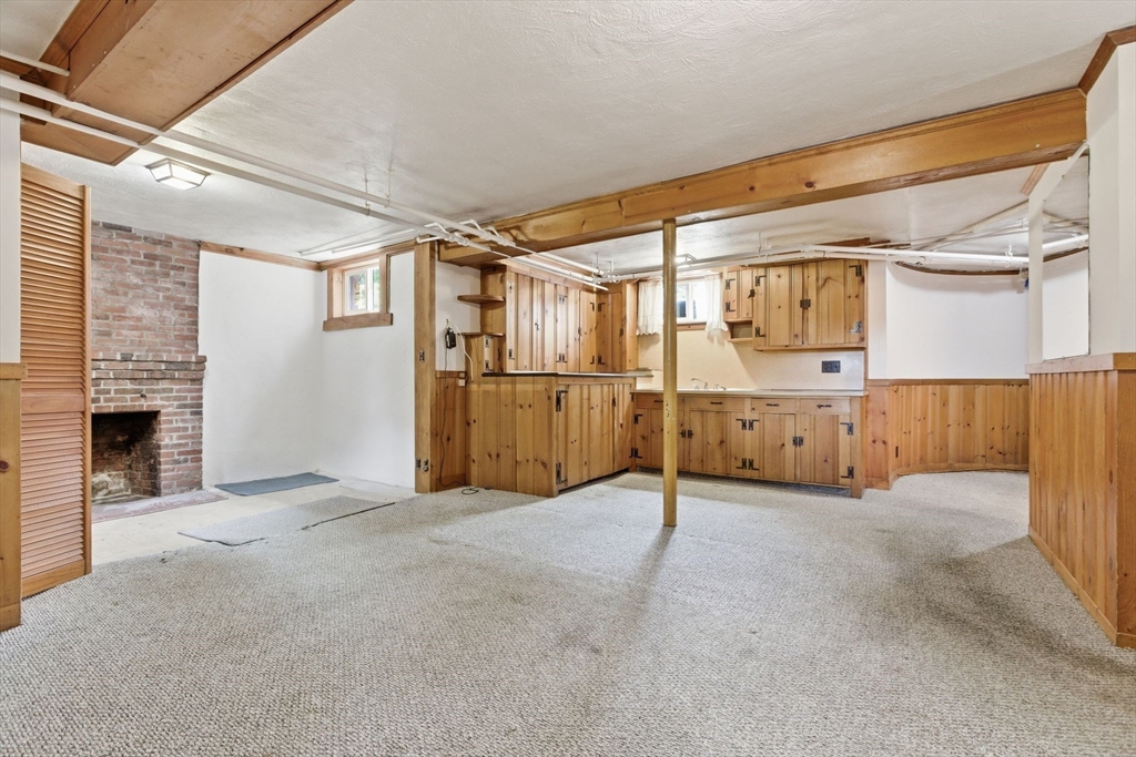 127 Larchmont Road Melrose, MA 02176 - Photo 32 of 42