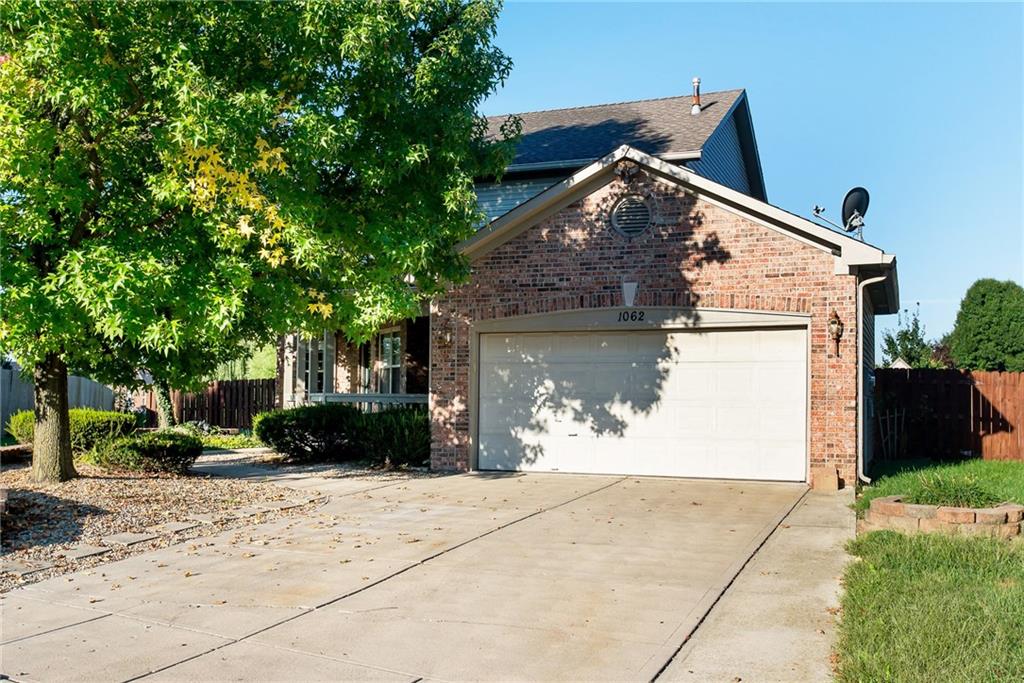 1062 Oak Leaf Road Franklin, IN 46131 - Photo 1 of 24 Gallery Image 1