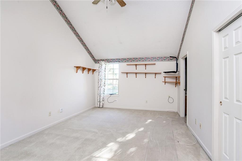 1062 Oak Leaf Road Franklin, IN 46131 - Photo 13 of 24 Gallery Image 13