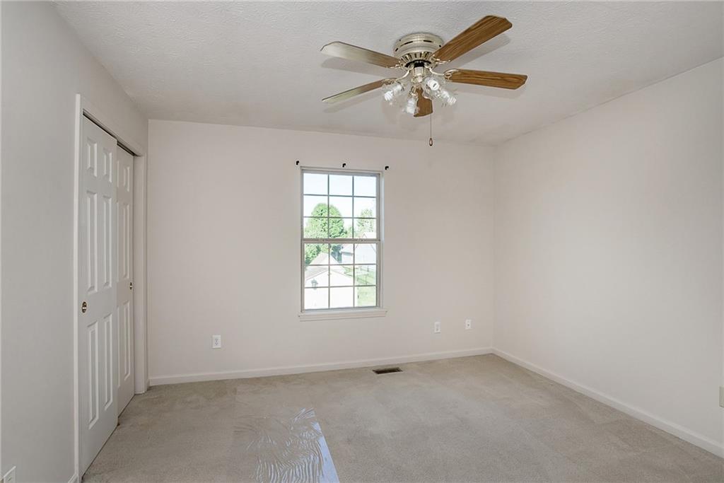 1062 Oak Leaf Road Franklin, IN 46131 - Photo 17 of 24 Gallery Image 17
