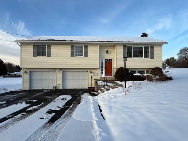 $459,000 | 3 Brightview Avenue, Rutland, VT 05701