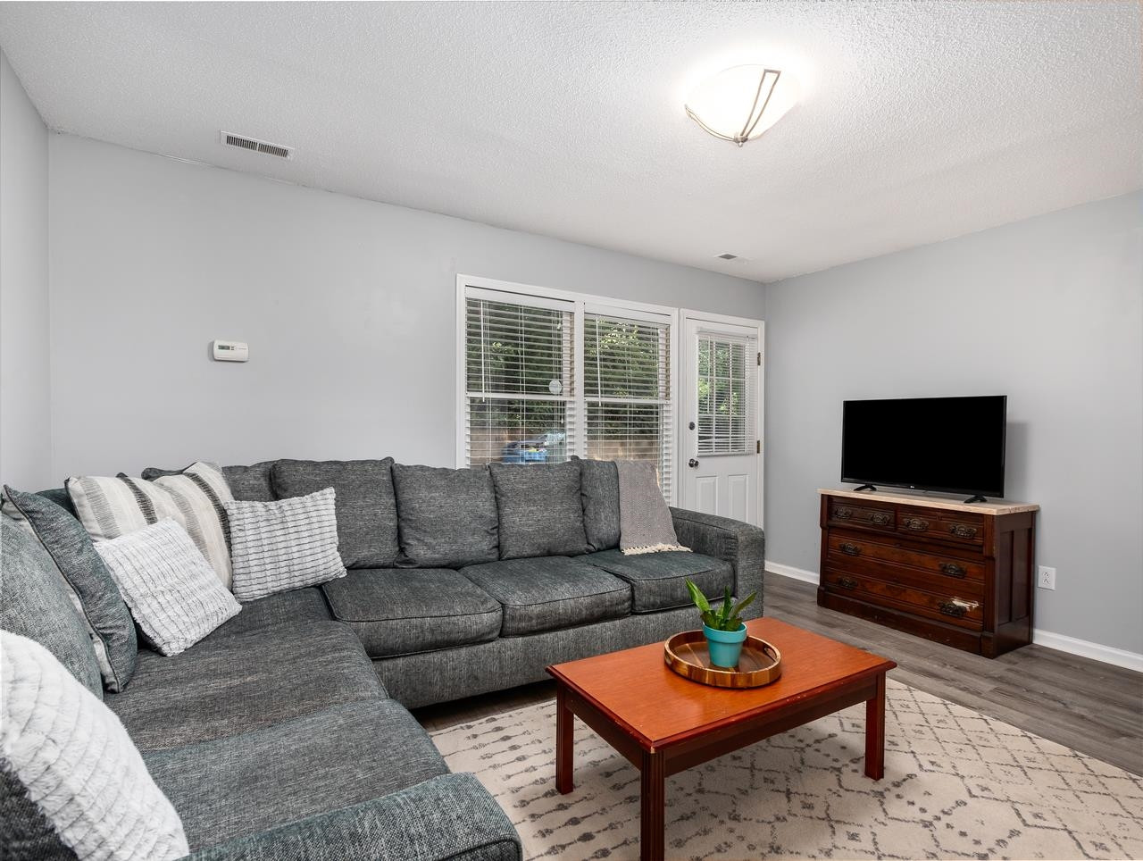 15 Grove Park Road Durham, NC 27705 - Photo 11 of 30 Photo 11