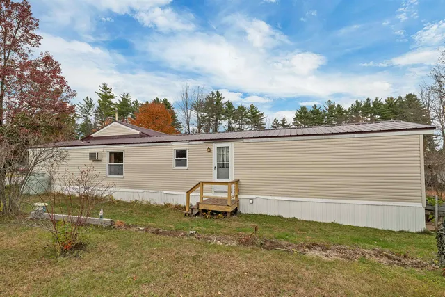 $210,000 | 9 Duke Lane, Concord, NH 03303