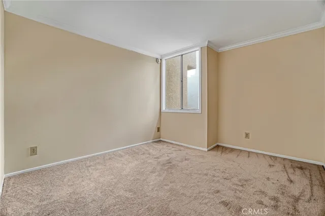 $2,750 | 5325 Newcastle Avenue, Unit 240, Encino, CA 91316