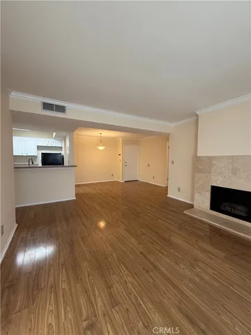 $2,850 | 5325 Newcastle Avenue, Unit 240, Encino, CA 91316