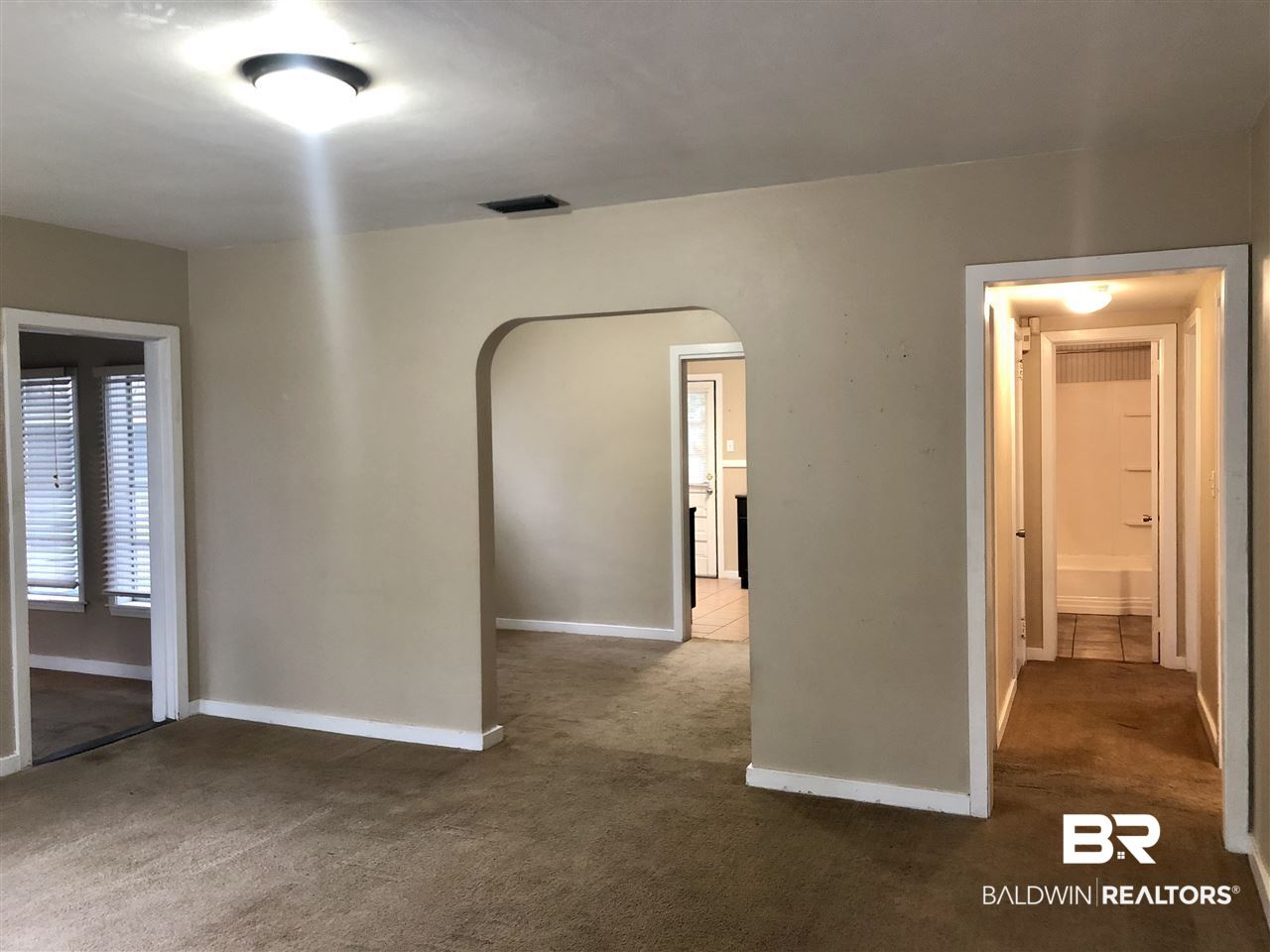 257 Wacker Lane North Mobile, AL 36608 - Photo 2 of 17