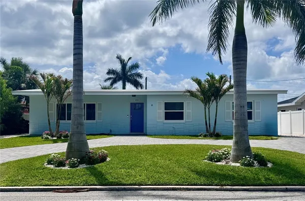 $4,900 | 2215 West Vina Del Mar Boulevard, St. Pete Beach, FL 33706