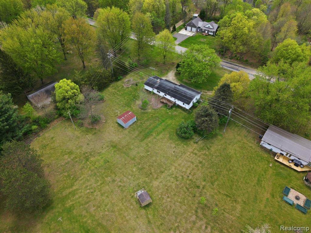 396 Plum Creek Road Lapeer, MI 48446 - Photo 36 of 41
