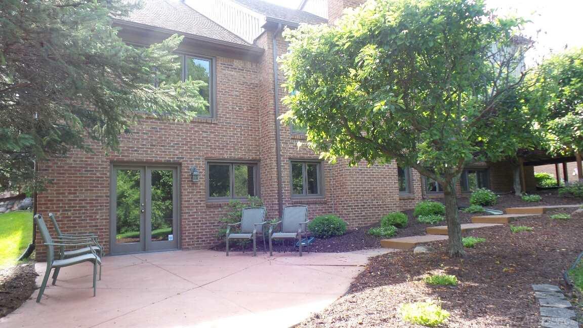 1201 Lakeview Drive Rochester Hills, MI 48306 - Photo 27 of 30
