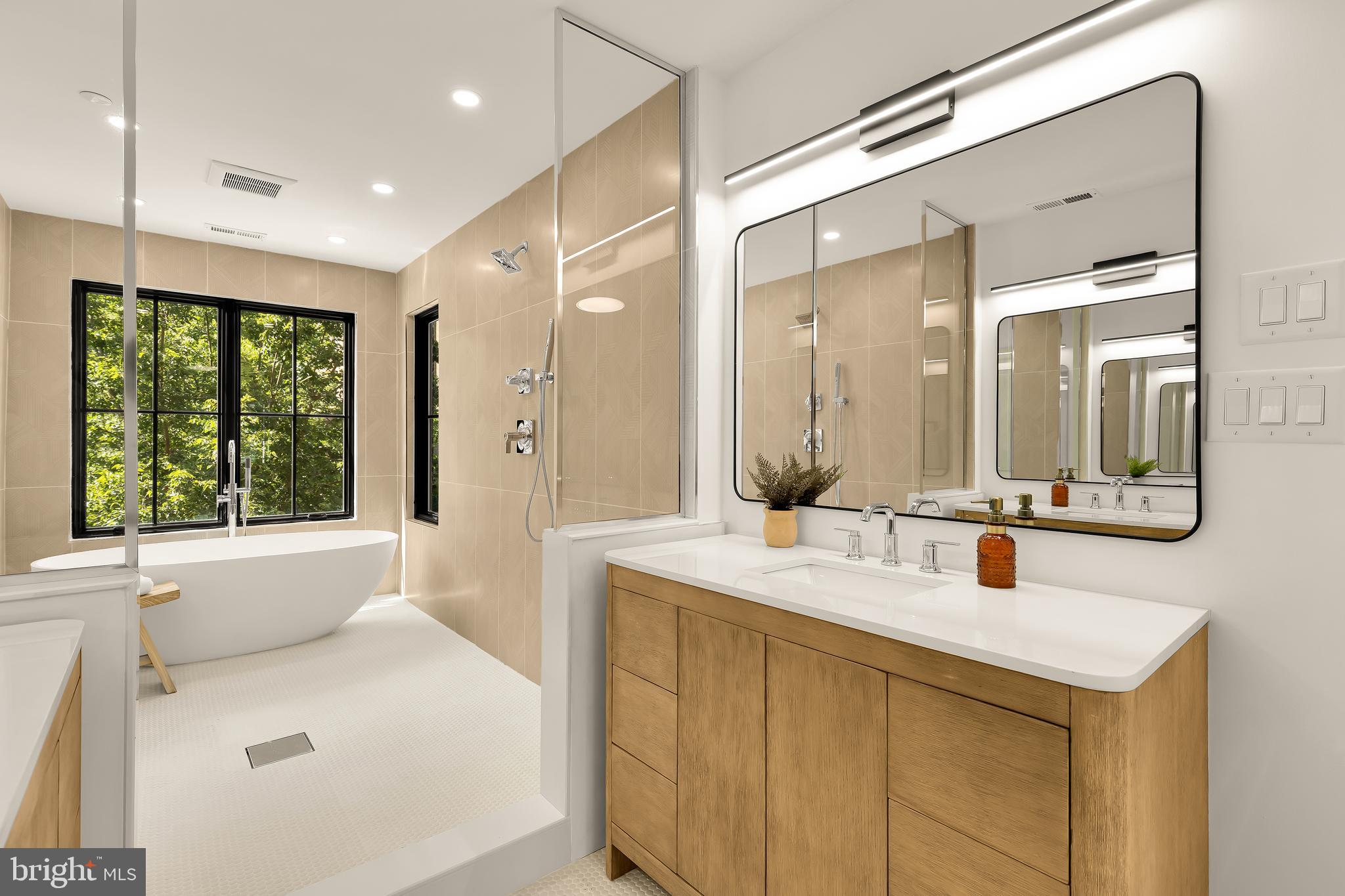 1205 10th Street Northwest, Unit 1 Washington, DC 20001 - Photo 16 of 33