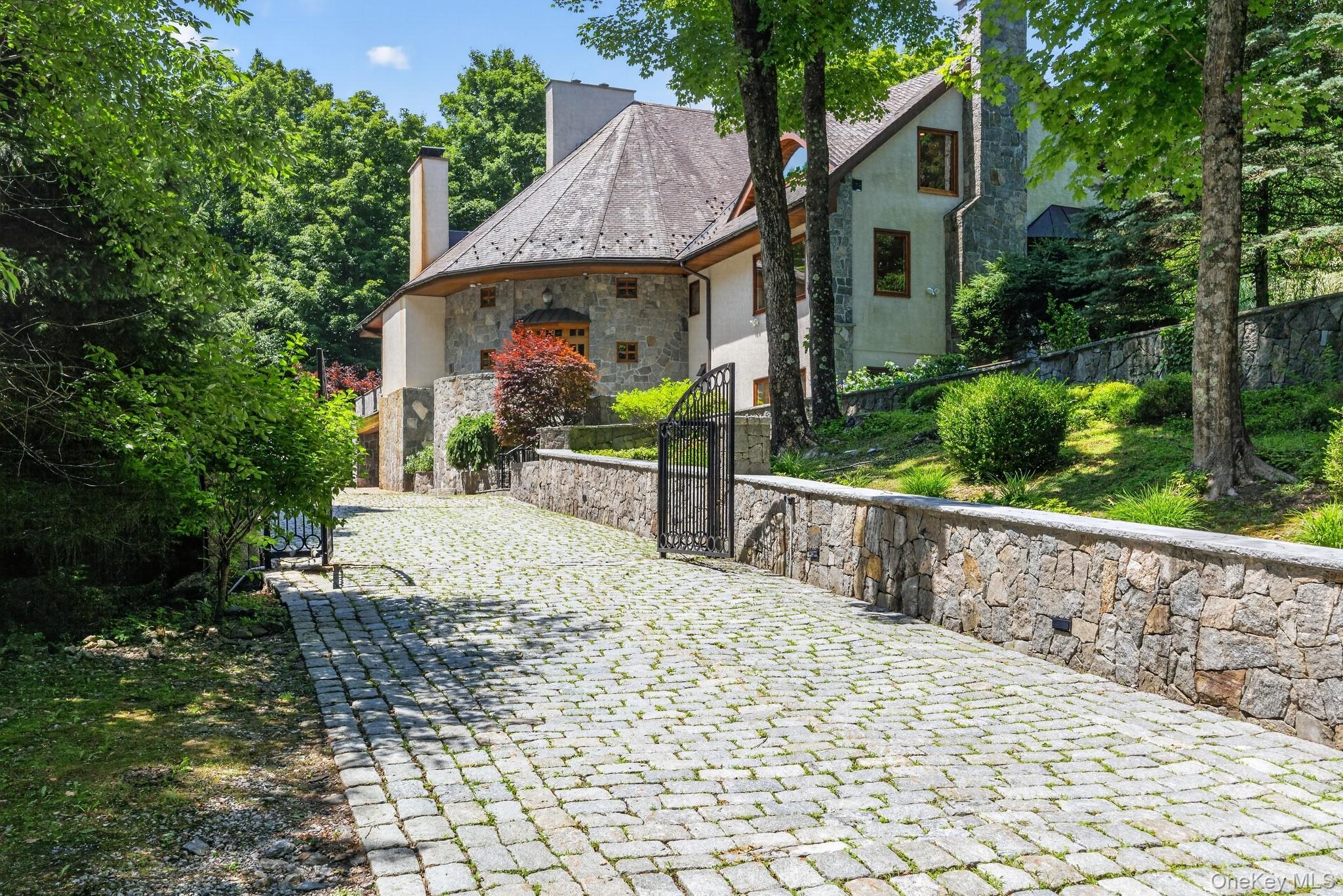 23 Inningwood Road Ossining, NY 10562 - Photo 2 of 50