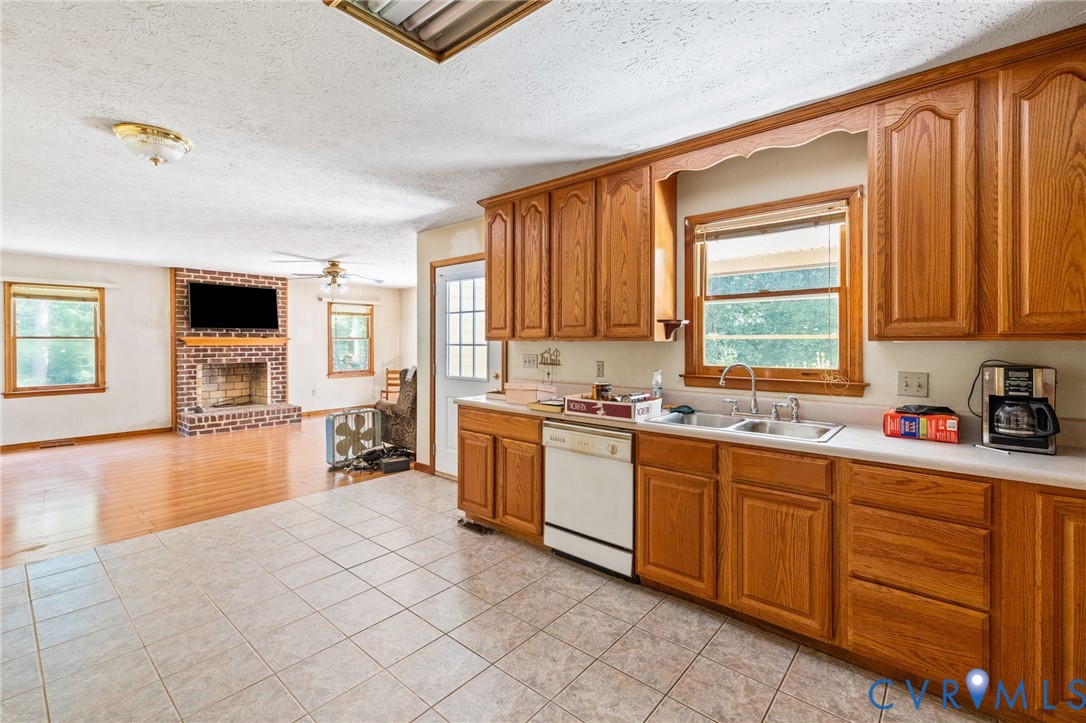 16464 Paddock Run Road Beaverdam, VA 23015 - Photo 19 of 42