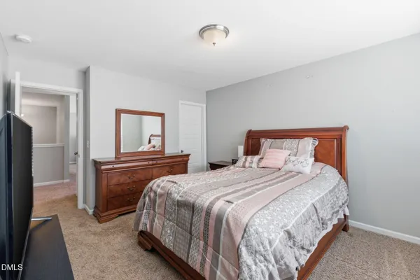 $2,600 | 186 Japwood Place, Garner, NC 27529