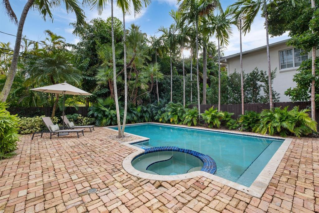 164 West Mashta Drive Key Biscayne, FL 33149 - Photo 34 of 39