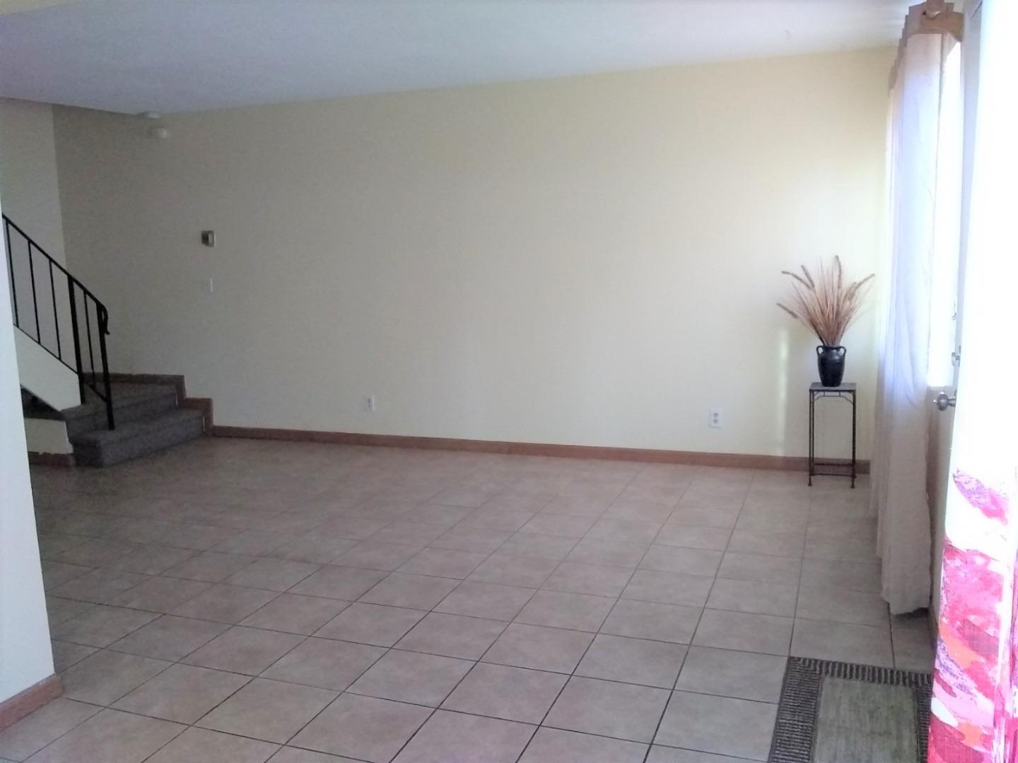 369 Rio Verde Place, Unit 3 Milpitas, CA 95035 - Photo 3 of 15 Gallery Image 3