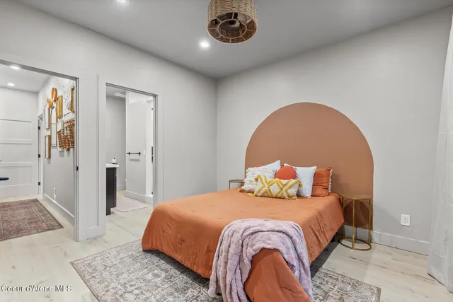 $1,999,000 | 35053 East Hayden Lake Road, Hayden, ID 83835