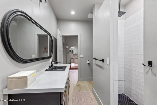 $1,999,000 | 35053 East Hayden Lake Road, Hayden, ID 83835