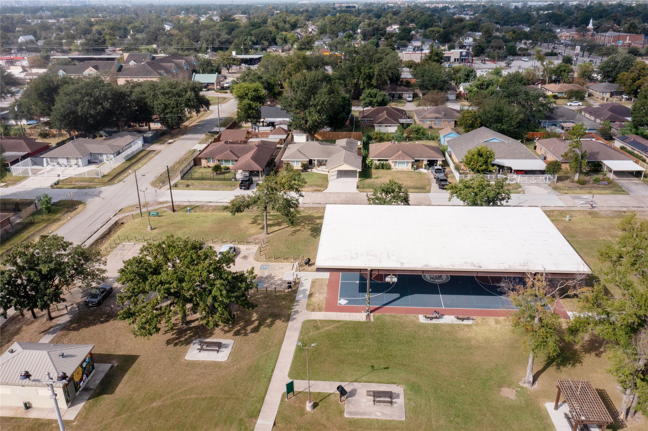 4607 Cetti Street Houston, TX 77009 - Photo 45 of 48