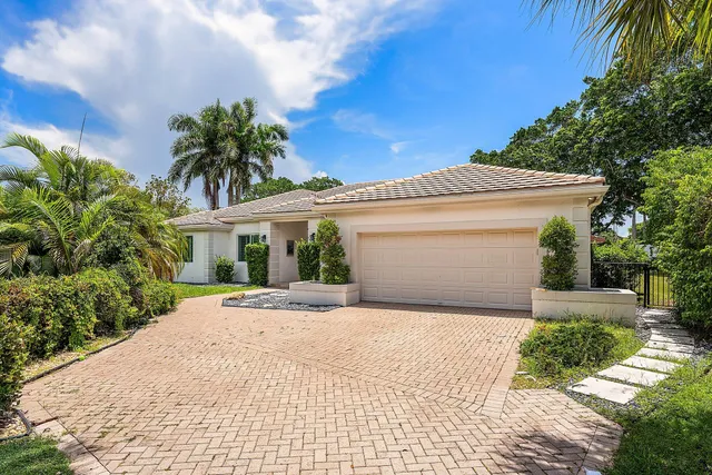 $1,995,000 | 2297 Northwest 55th Street, Boca Raton, FL 33496