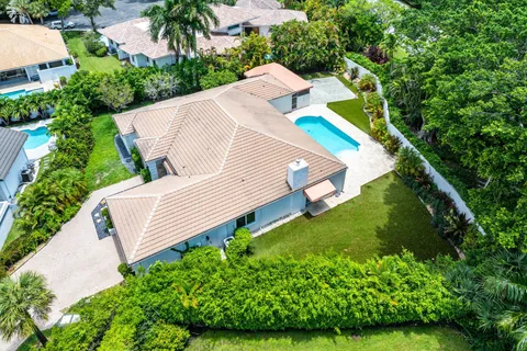 $1,995,000 | 2297 Northwest 55th Street, Boca Raton, FL 33496