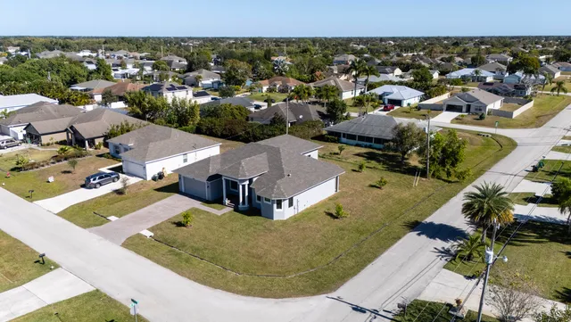 $849,000 | 4689 Southwest Tacoma Street, Port St. Lucie, FL 34953