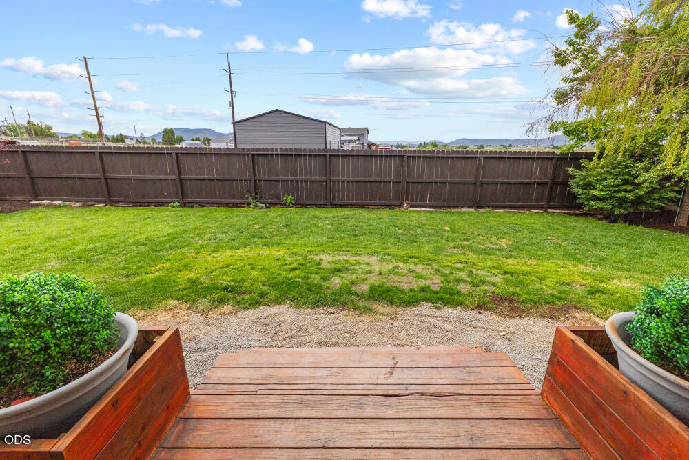 7464 Ruth Drive Klamath Falls, OR 97603 - Photo 45 of 47