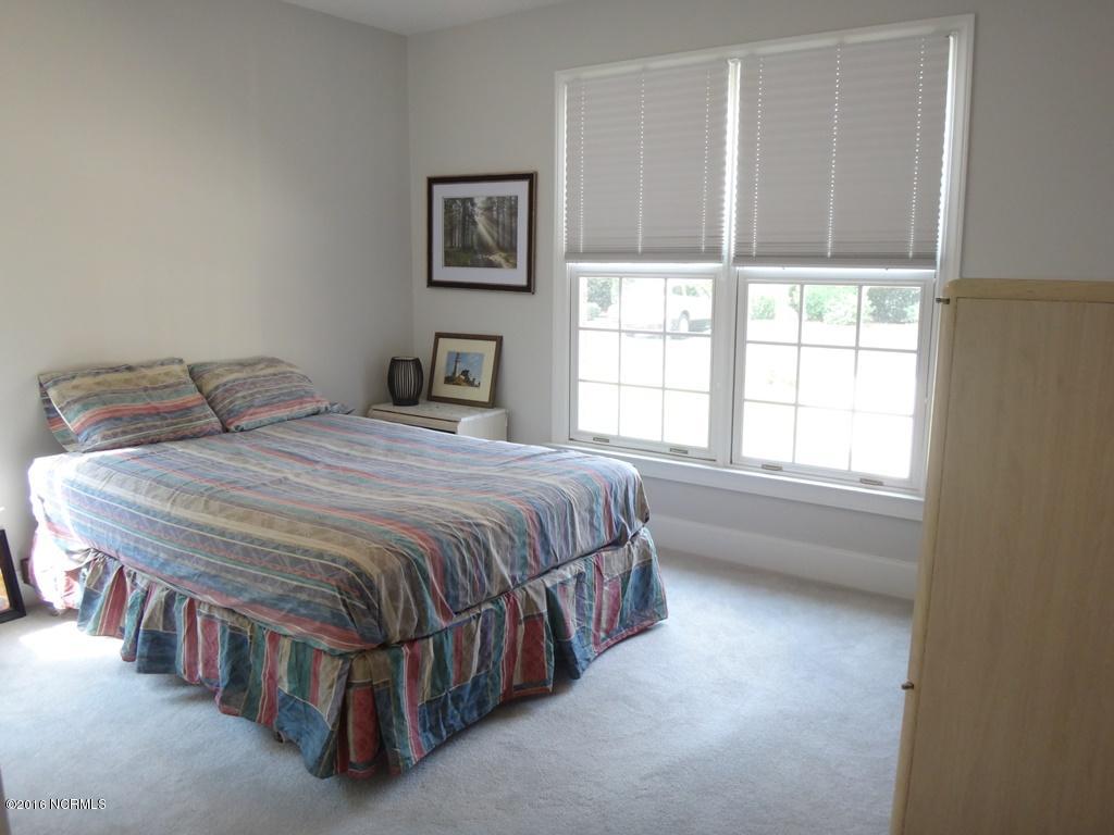 113 Bay Ridge Chocowinity, NC 27817 - Photo 19 of 27 19 Guest Bedroom 2