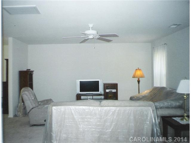 9307 John Russell Road Charlotte, NC 28215 - Photo 2 of 7