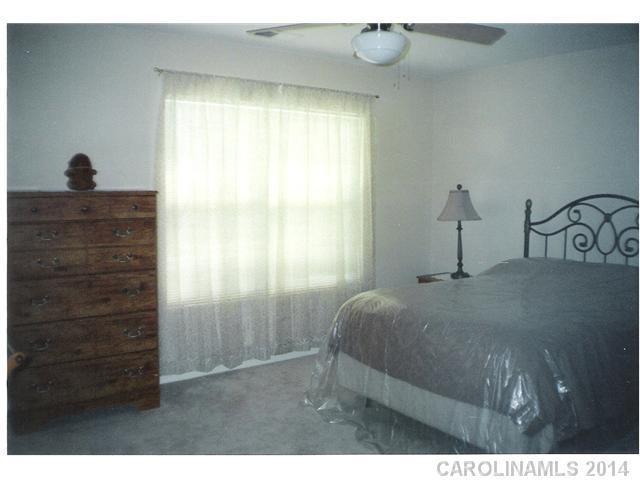 9307 John Russell Road Charlotte, NC 28215 - Photo 7 of 7