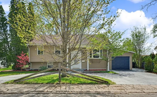 $169,900 | 1517 Eastview Avenue, Danville, IL 61832
