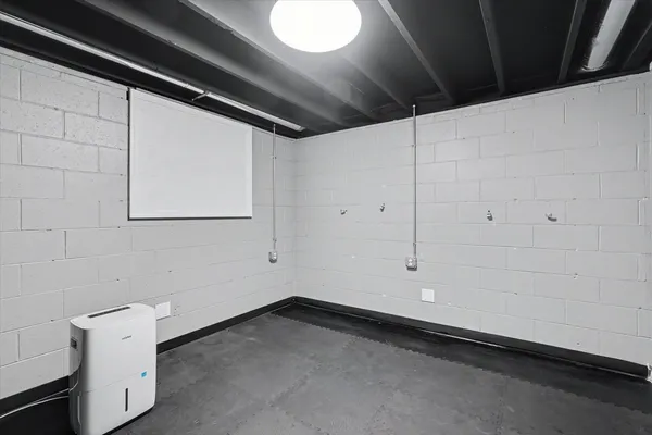 $169,900 | 1517 Eastview Avenue, Danville, IL 61832