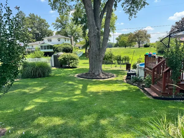 $169,900 | 1517 Eastview Avenue, Danville, IL 61832