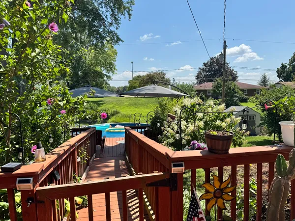 $169,900 | 1517 Eastview Avenue, Danville, IL 61832