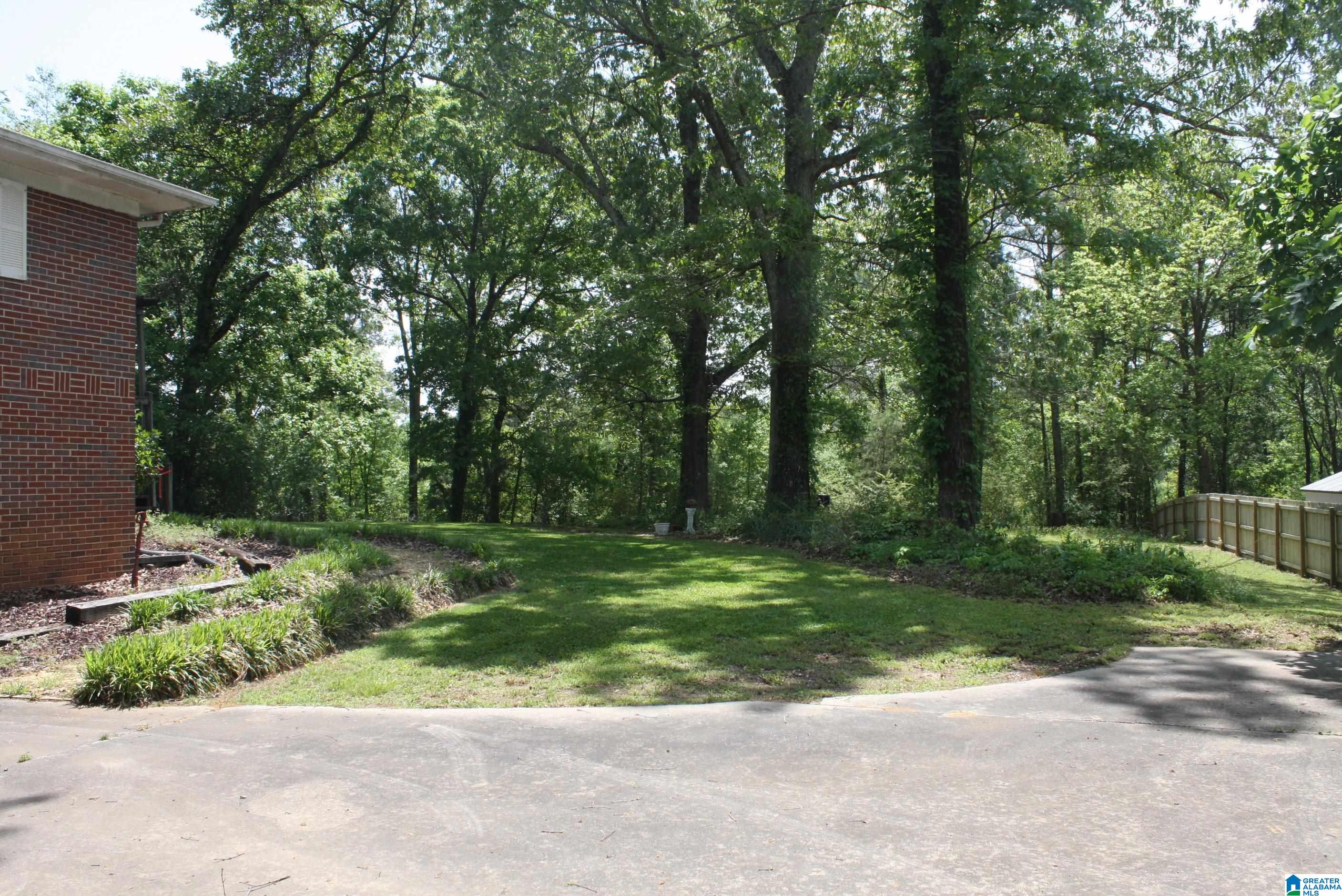 6083 Tommy Town Road Mount Olive, AL 35117 - Photo 13 of 45