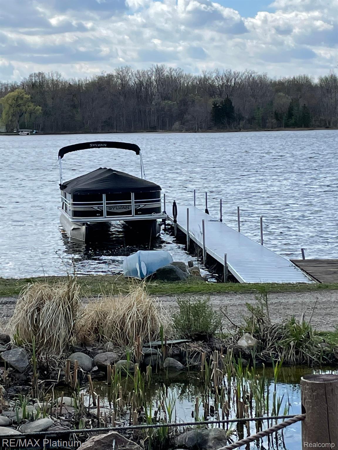 3794 Cedar Point Howell, MI 48843 - Photo 15 of 22 Nice Dock