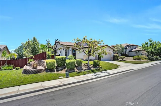 $3,500 | 2411 Menlo Avenue, San Jacinto, CA 92583