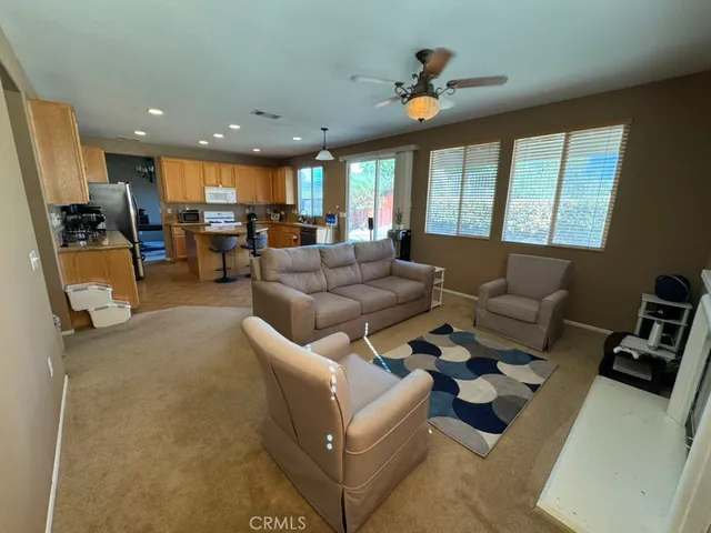 $3,500 | 2411 Menlo Avenue, San Jacinto, CA 92583