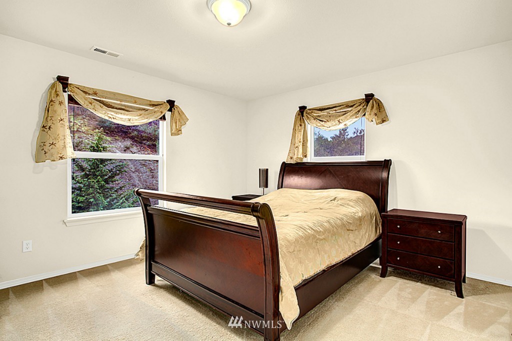 2906 Southeast 3rd Street Renton, WA 98056 - Photo 13 of 22