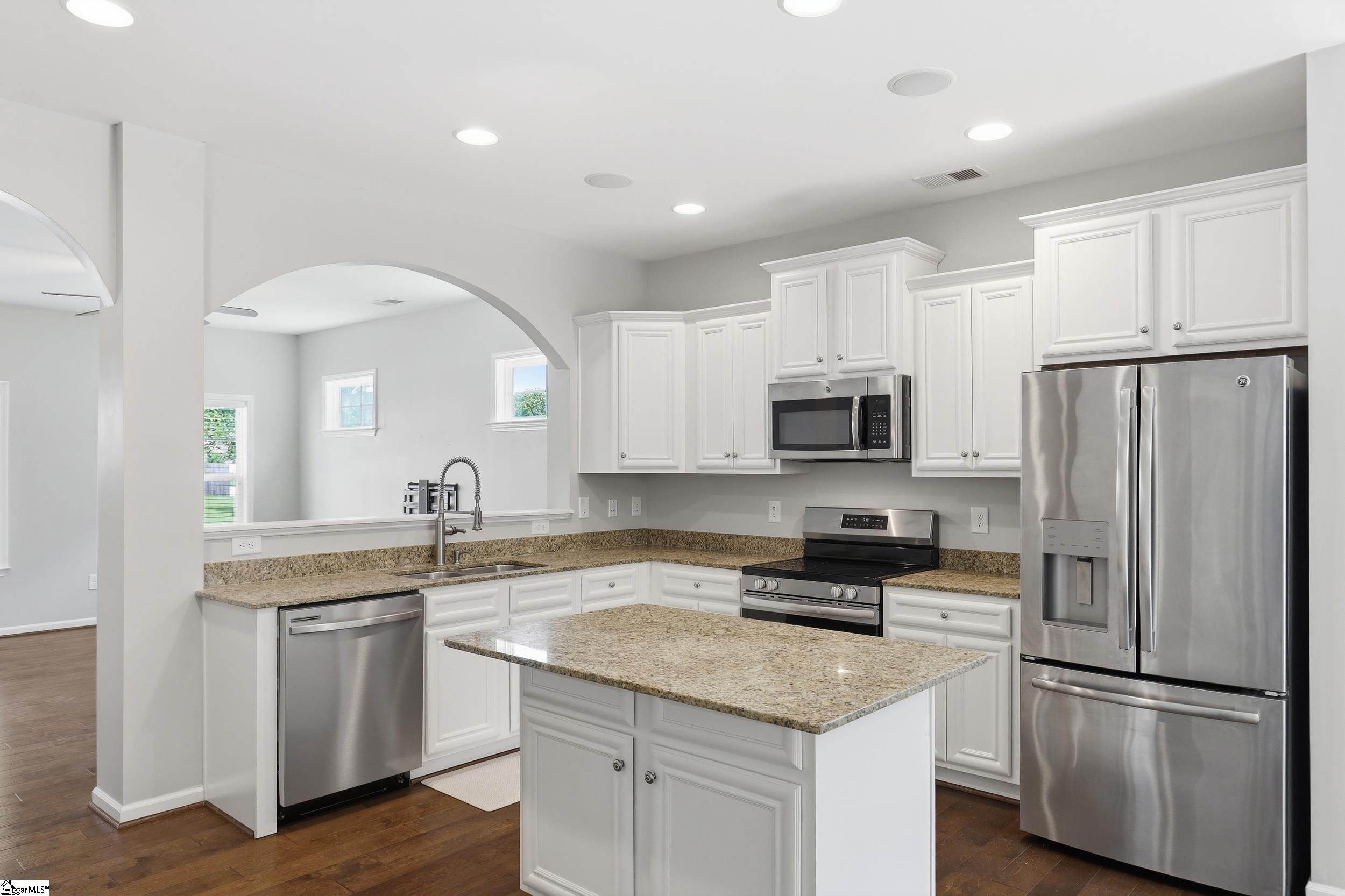 103 Chadmore Street Simpsonville, SC 29680 - Photo 6 of 35