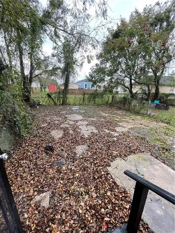 $1,550 | 1726 Touro Street, New Orleans, LA 70116