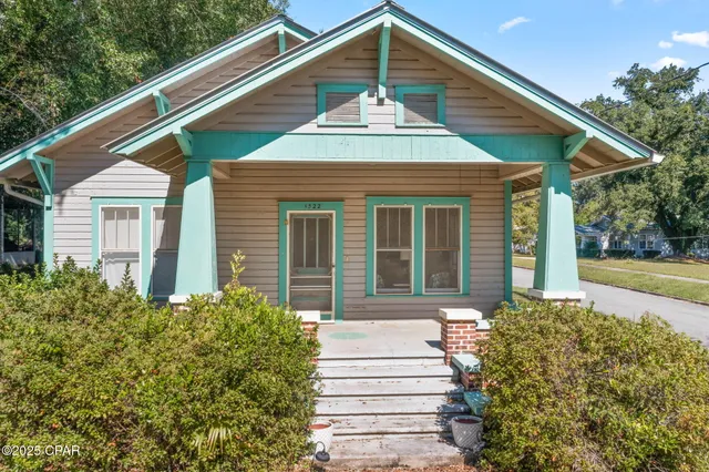 $158,000 | 1322 Coggin Avenue, Chipley, FL 32428