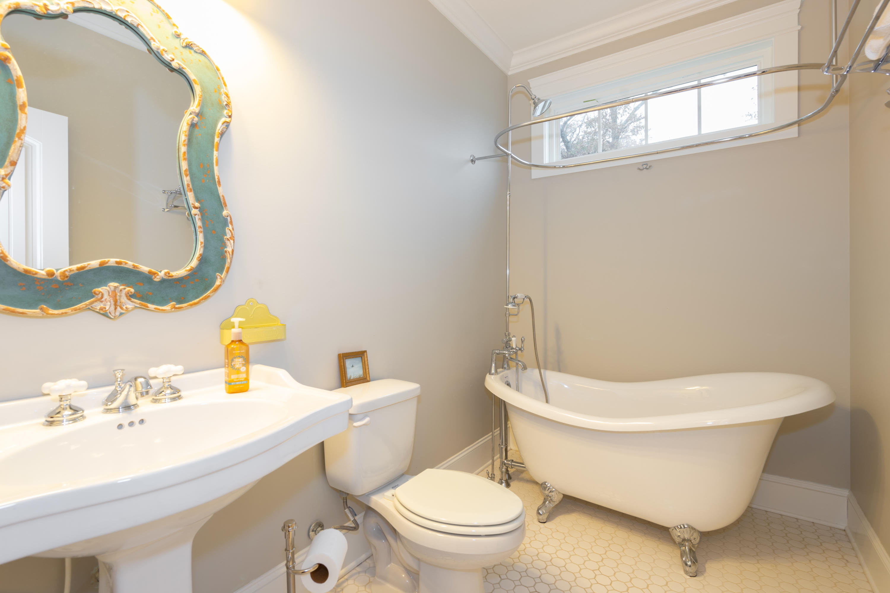 4414 Hawk Ridge Court Signal Mountain, TN 37377 - Photo 27 of 34 Full Bath