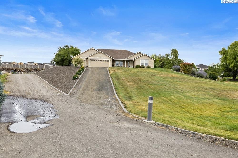 92908 East Holly Road Kennewick, WA 99338 - Photo 5 of 43 Gallery Image 5