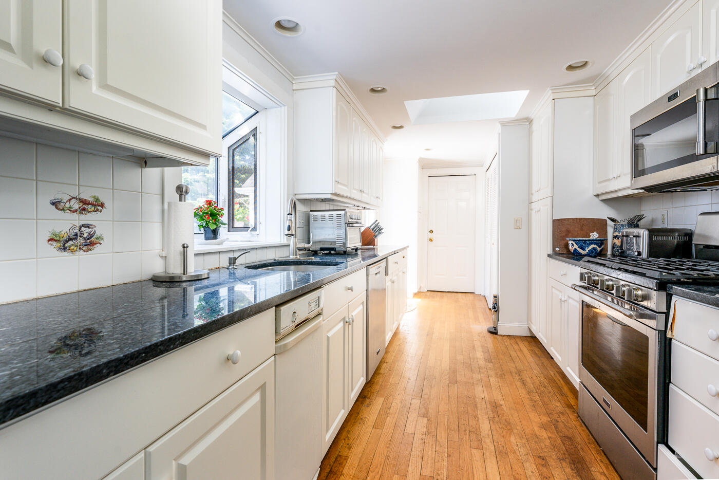 64 Studley Road Hyannis, MA 02601 - Photo 9 of 45 64 Studley Road